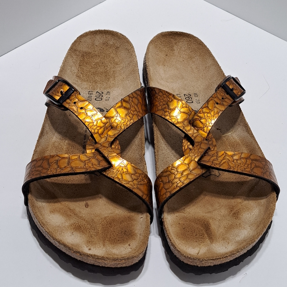 Birki's by Birkenstock copper mermaid Sylt Sandal Size 40 US 9